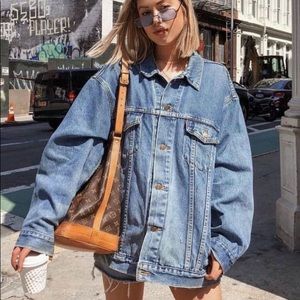 Oversized jeans jacket